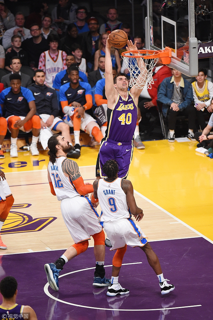 不在防守端 不在防守端