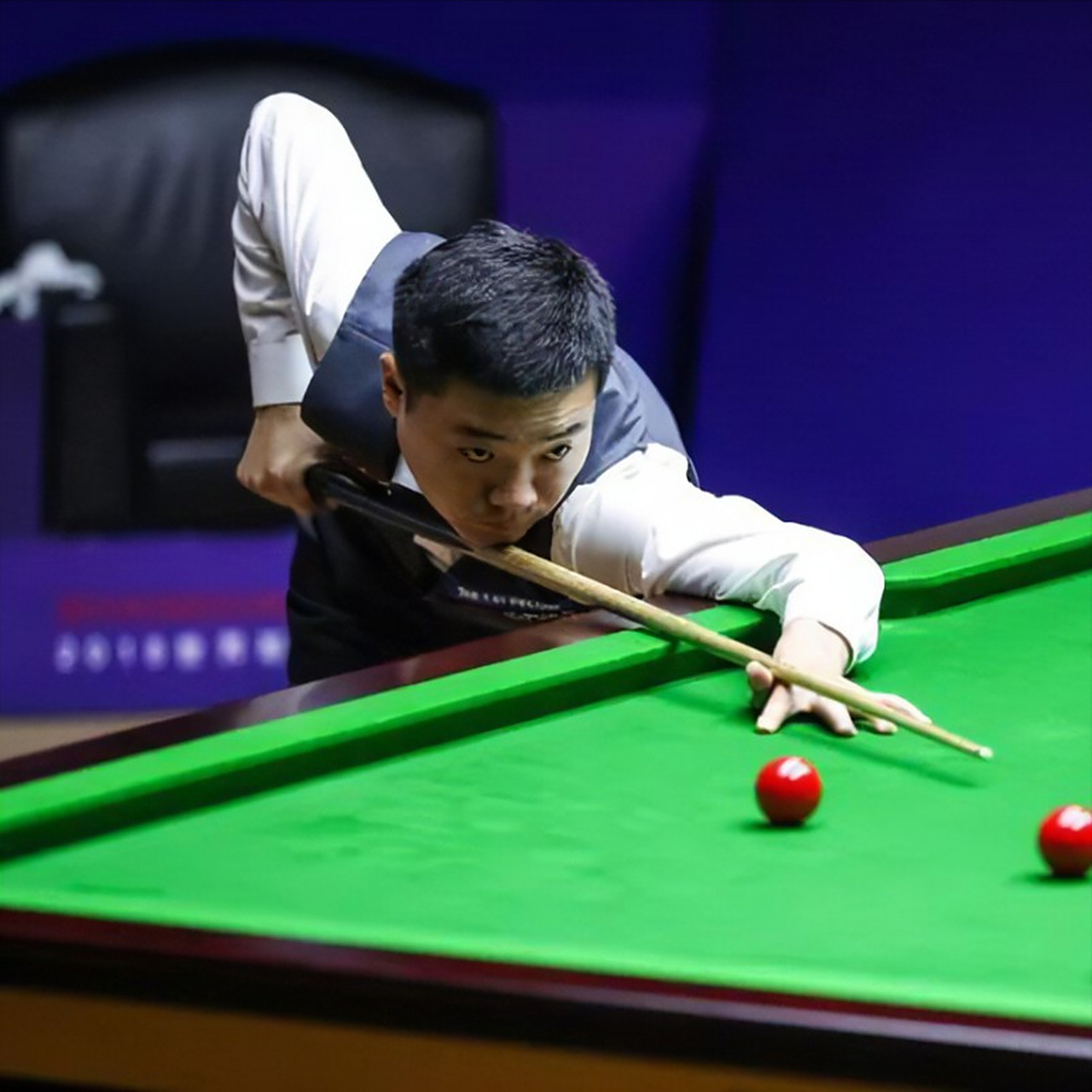 一杆进洞不 一杆进洞不