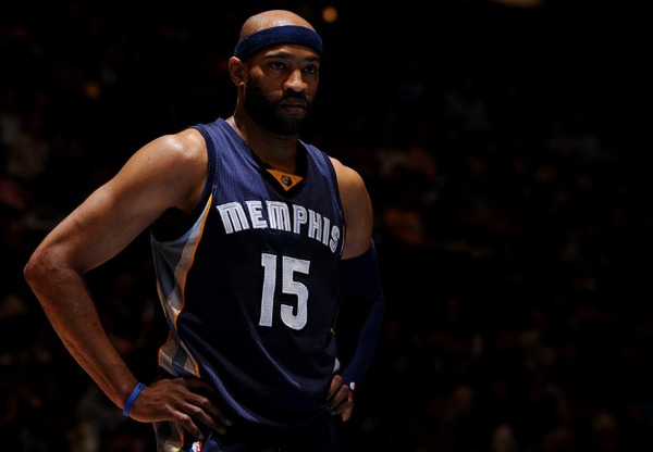 他们通过不 他们通过不