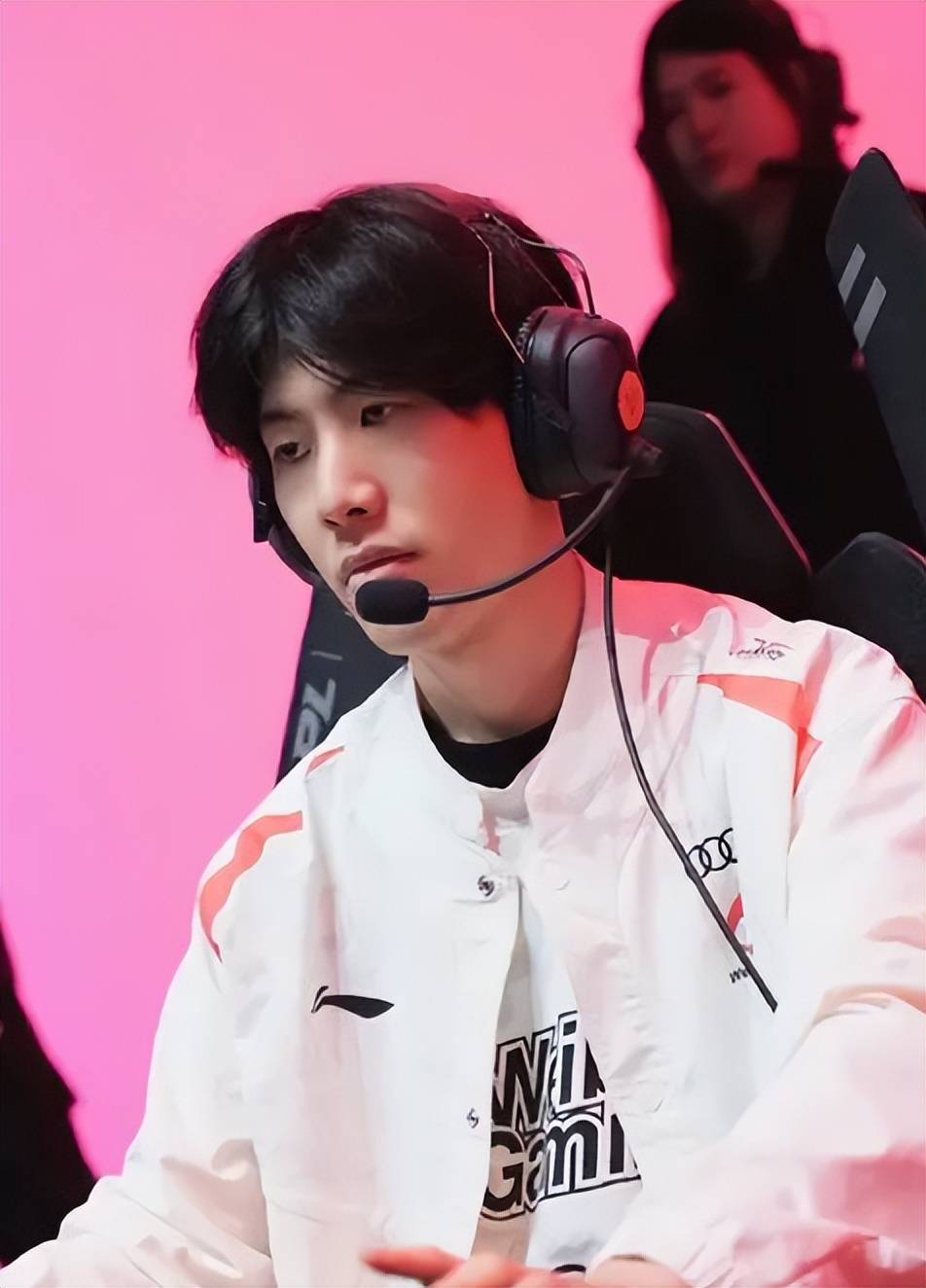 引起了广泛 引起了广泛