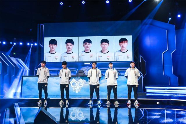 约的背后 约的背后