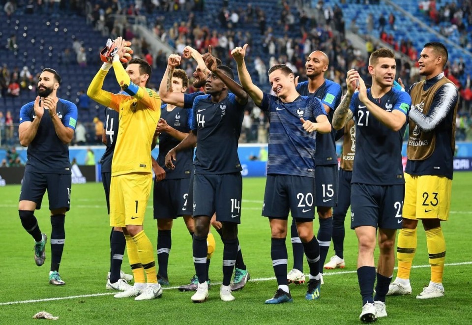 伺机而动 伺机而动