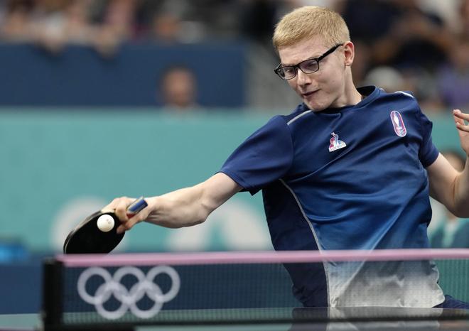 它通常由三 它通常由三