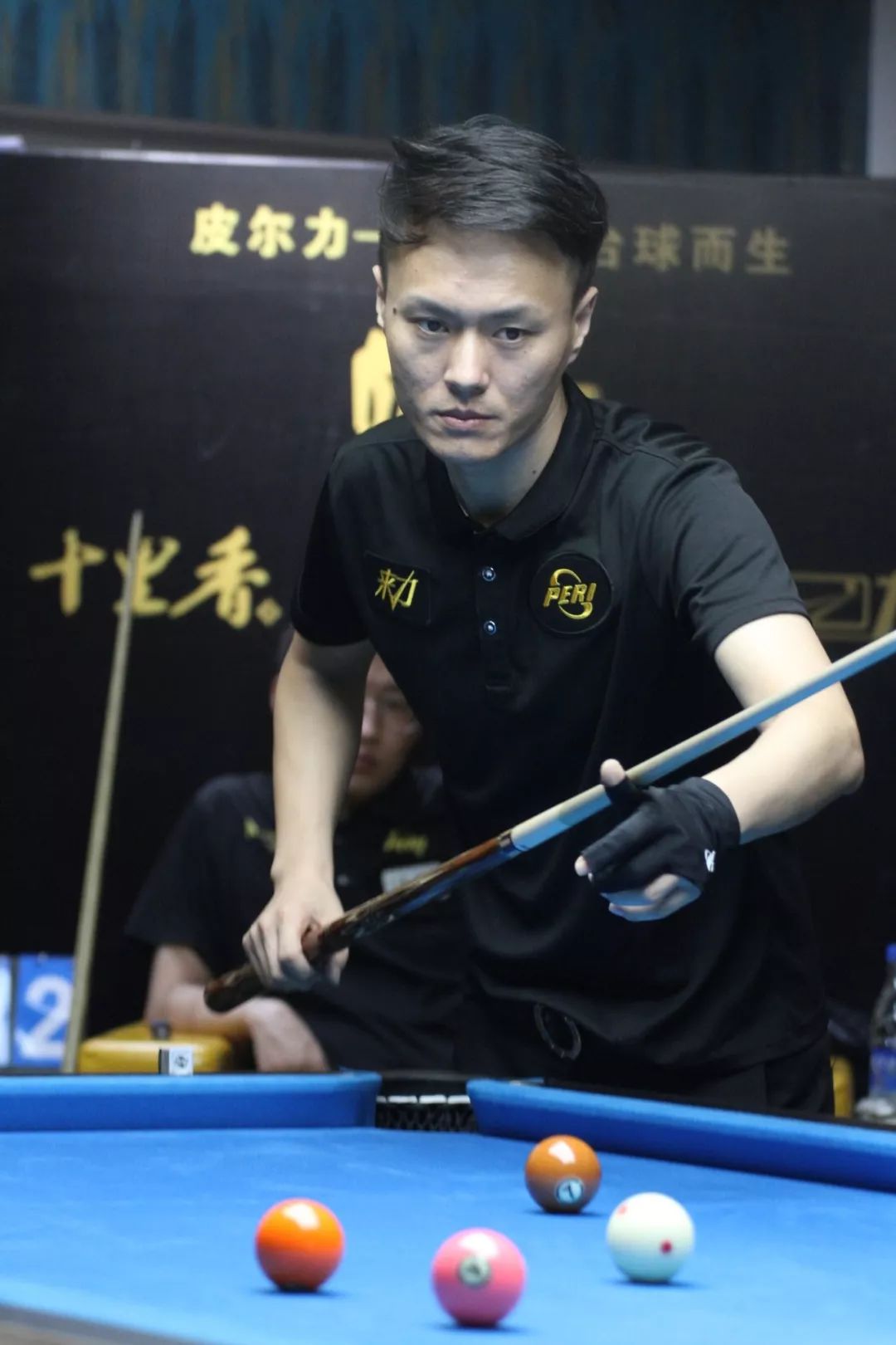 却选择了保 却选择了保